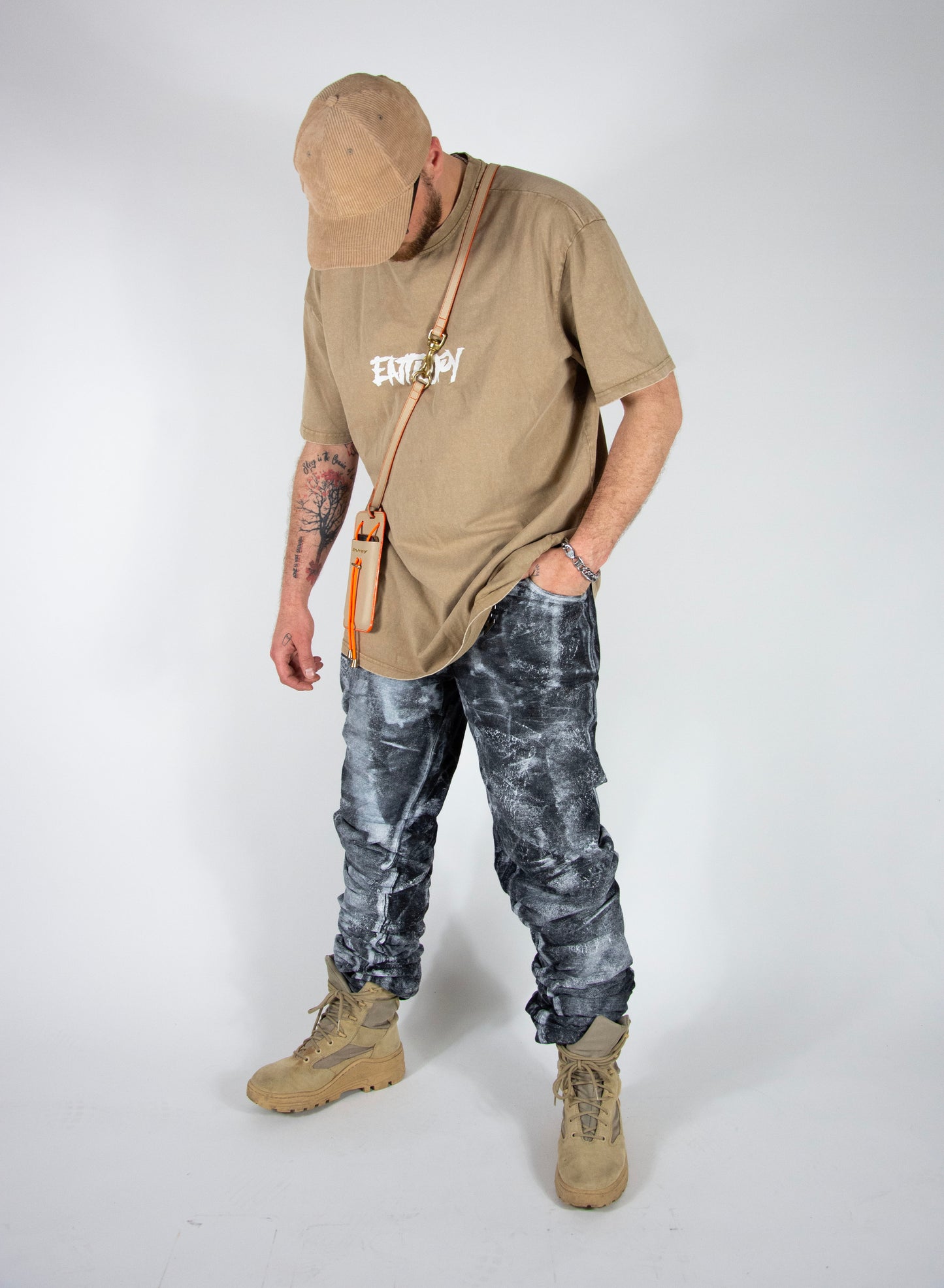 T-shirt - "Trash logo" sable