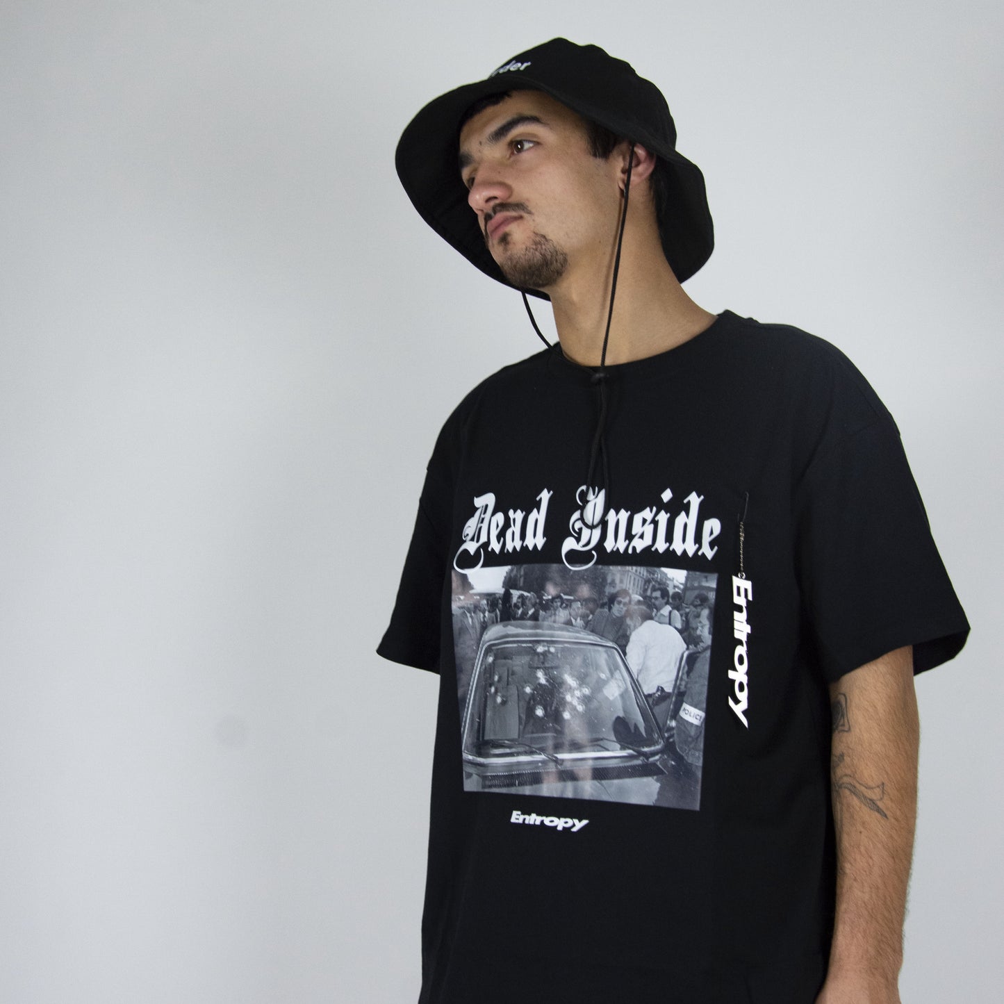 T-Shirt - "Dead Inside"