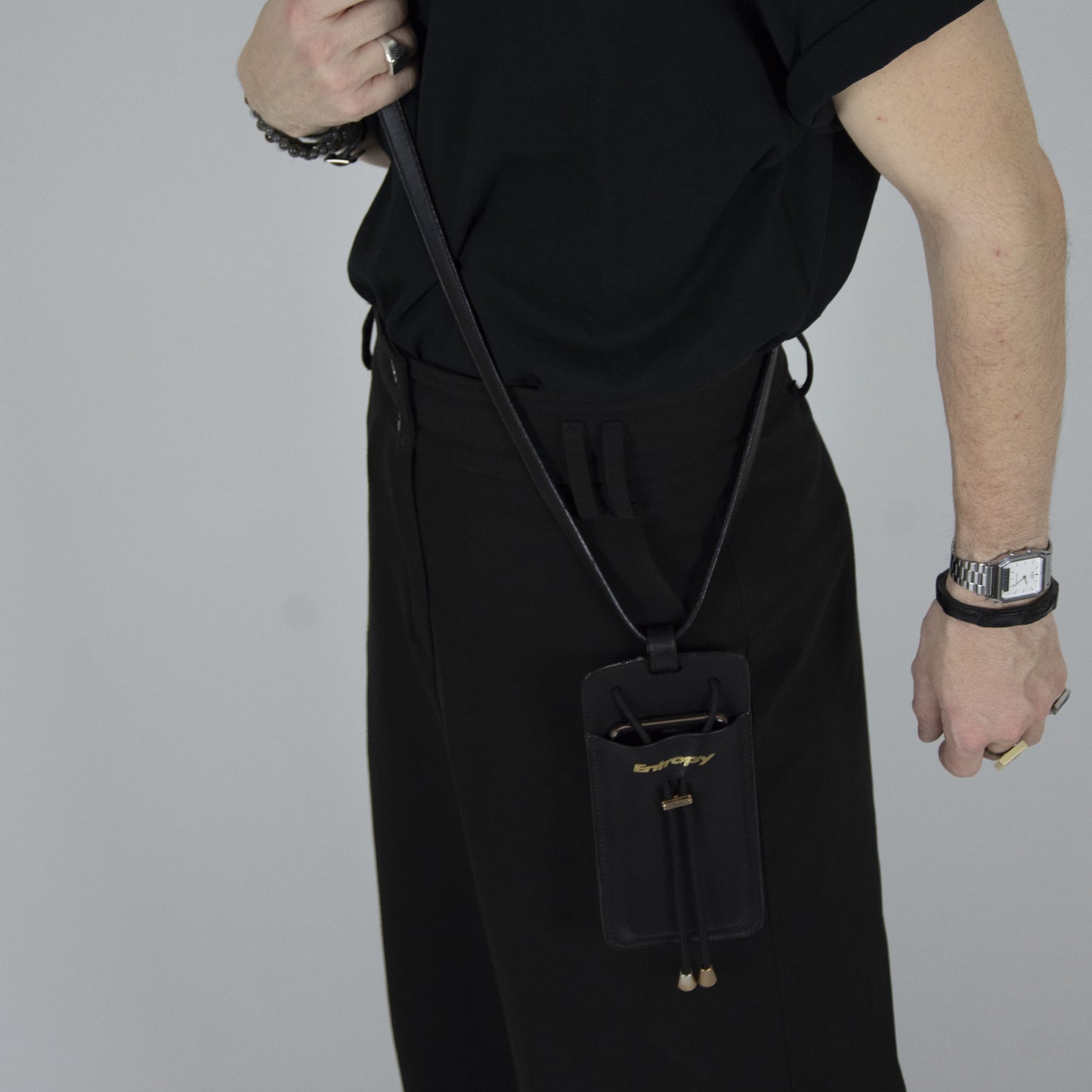 Étui téléphone en cuir noir Handmade